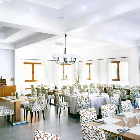 Santara Wellness Resort 3*